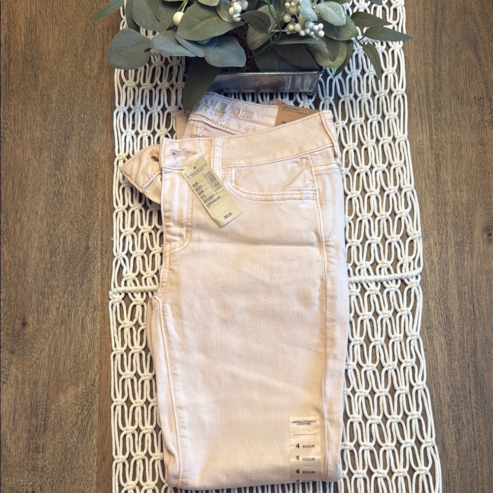 BRAND NEW American Eagle Outfitters Angle Jeggings